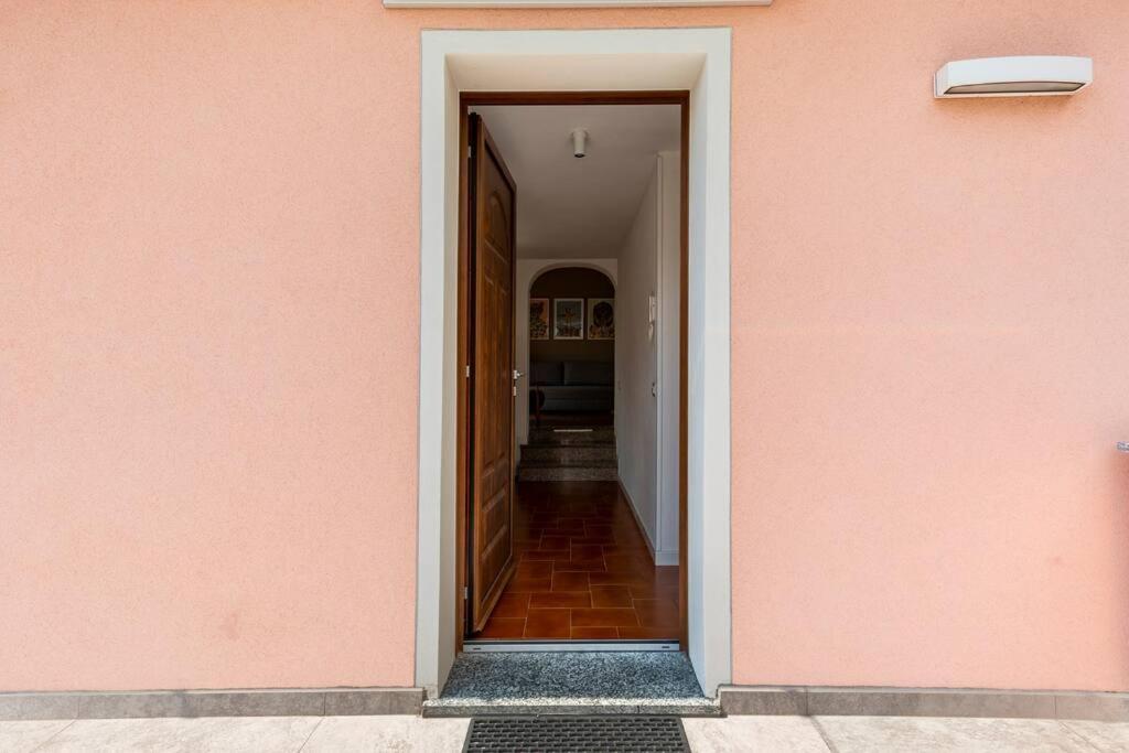 Casa Maria Villa Несо Екстериор снимка